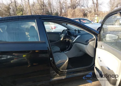 2012 Hyundai Accent Gs z USA, uszkodzony, nr VIN KMHCT5AE5CU049716